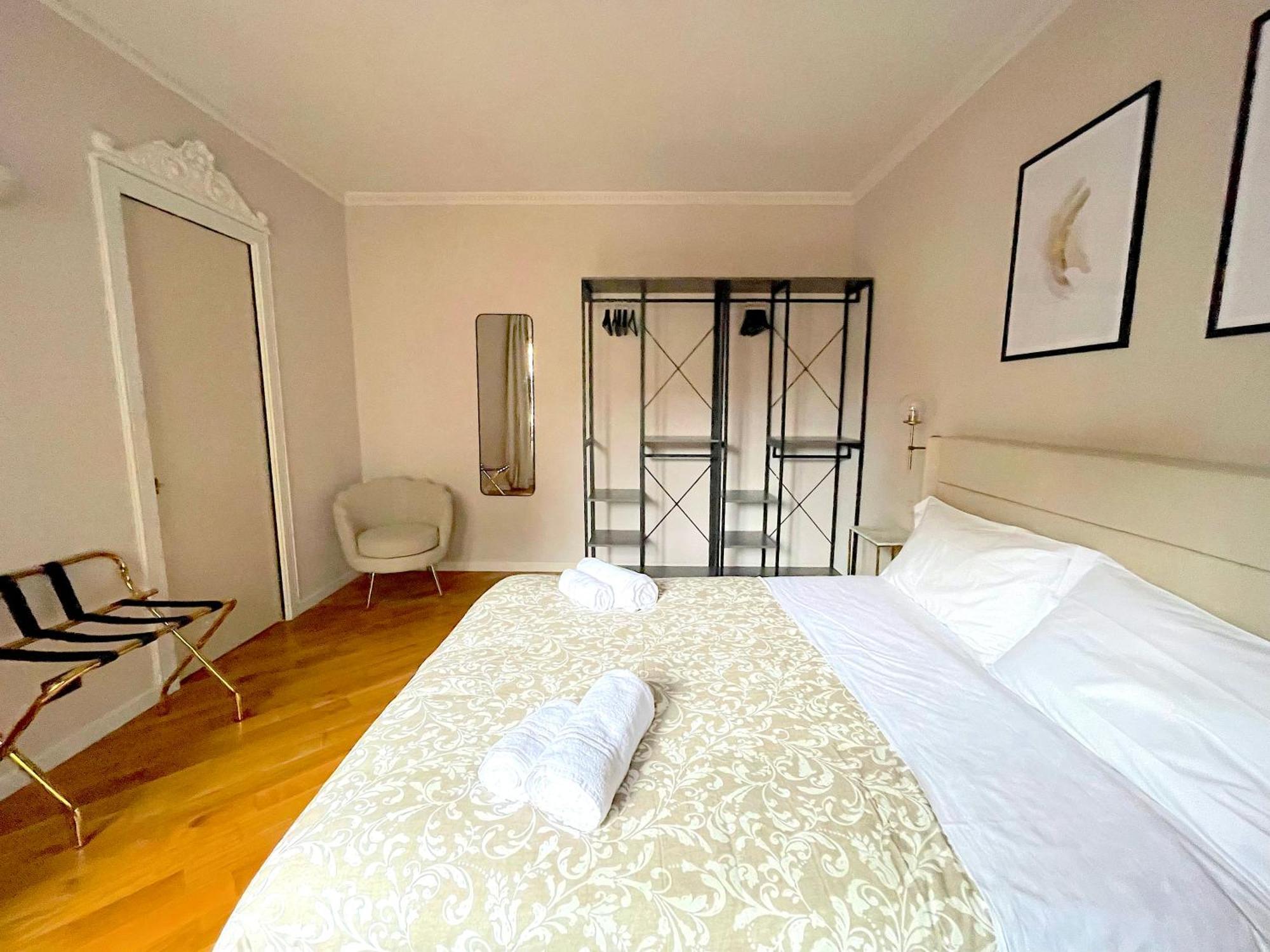 Best View Boutique Apartments Бергамо Екстериор снимка