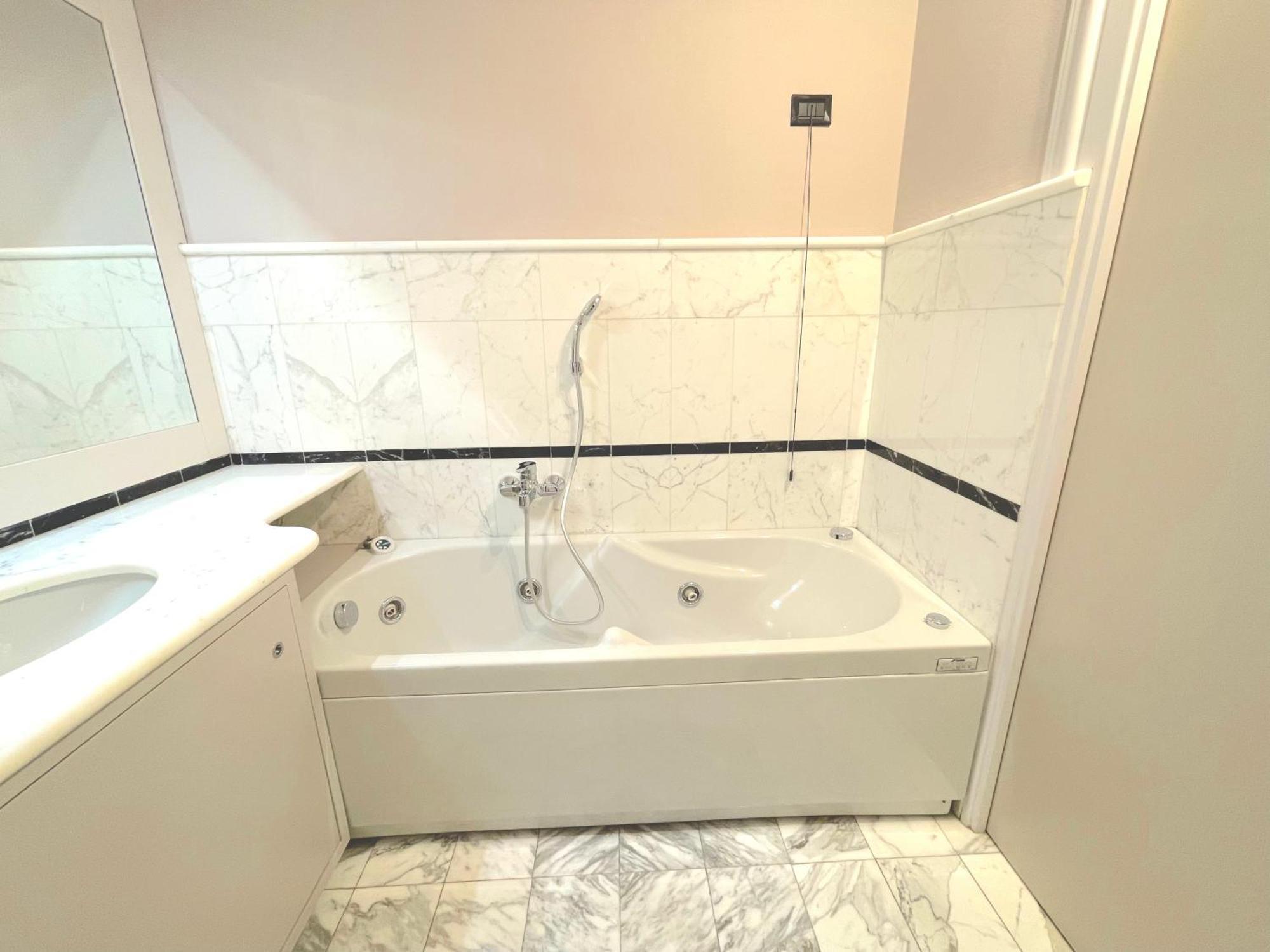 Best View Boutique Apartments Бергамо Екстериор снимка